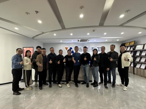 Conferência de intercâmbio da indústria de máquinas de construção de Xiamen realizada com sucesso no Grupo LTMG