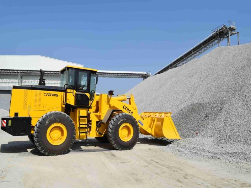 wheel loader working in sandpit